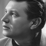 Александр Момбели