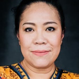 Janya Thanasawaangkoun — Dr. Yo's Wife