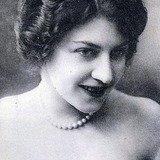 Yvonne de Bray — Yvonne dite 'Sophie'