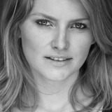 Аннабел Норбери — Woman on Platform