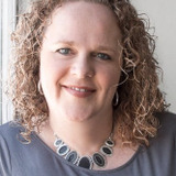 Heather Bambrick — Mom Tiger (voice)