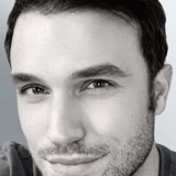 Ray Daniel Rogers — Doctor (uncredited)