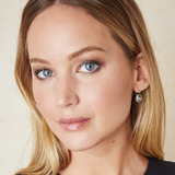 Jennifer Lawrence — Katniss Everdeen