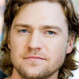 Канин Хауэлл — Husband