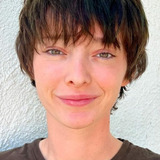 Эмма Дюмон — Jackie Oppenheimer