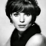 Elsa Martinelli — Manuela Hunt