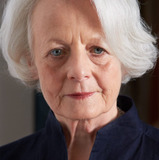 Lore Stefanek — Queen Mother