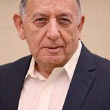Robert Salas — Himself