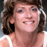 Véronique Augereau — Narrator (voice)