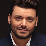 Кев Адамс — Self - Comedian