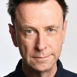 Lee Simpson — Policeman with Radio