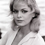Letícia Román — Sarah