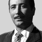 Tito Junco — Lucio Saenz