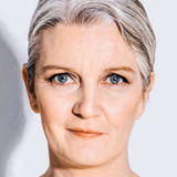 Halldóra Geirharðsdóttir — Amma Dísa