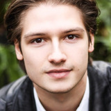 Dávid Miller — Victor