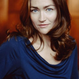 Katerina Poladjan — Russische Arzthelferin