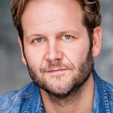 Evan Buliung — Stan Sigman (voice)