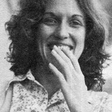 Betina Viany — Costureira