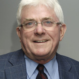 Phil Donahue — Himself - Talk Show Host