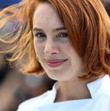 Laetitia Dosch — Anna