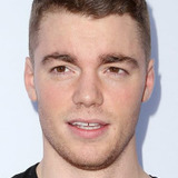 Gabriel Basso — Jimmy Petersen