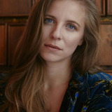 Catherine Bertoni de Laet — Vittoria