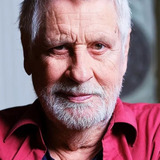 Kari Väänänen — Man #1 Helsinki