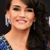 Karina Arroyave — Angie