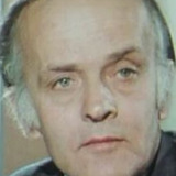 Michel Dacquin — Un invité des Valmont (uncredited)