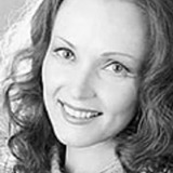 Valeriya Boguk — горничная Анфиса