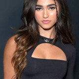 Rayna Vallandingham — Juli