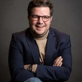 Miguel Herrera — Gas Station Cashier