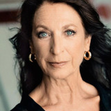 Daniela Ziegler — Franks Mutter