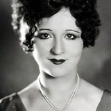 Джулия Фэй — Secretary (uncredited)