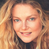 Enikö Mihalik — Anna