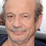 Patrick Chesnais — François Amelot