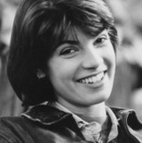 Кристин Харнос — Linda Wyatt