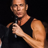 Gérard Vivès — Bodybuilder