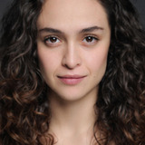 Viridiana Robles — Alicia