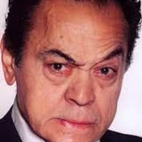 Raymond Serra — New York Plainclothes Cop (uncredited)