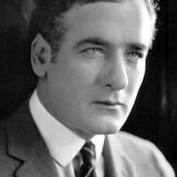 Tom Santschi — Dan Creedoon