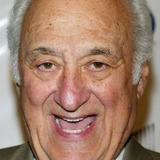 Jerry Adler — Sam