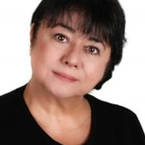 Funda Postacı — Elif