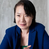 Kim Hwa-yeong — Tae-hie's Mother