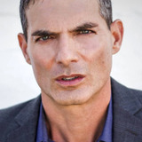 Eric Brenner — Julie Harris's Date (uncredited)