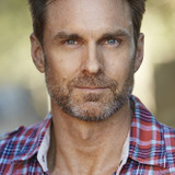 Джейсон Уильямс — Las Vegas Fight Fan (uncredited)