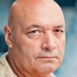 Юрий Цурило — Alice's uncle