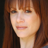 Sara Mornell — Dr. Amanda Goldstein