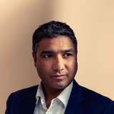 Ник Мохаммед — Dr Fry (voice)