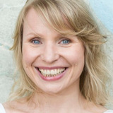 Stephanie Schönfeld — Tina